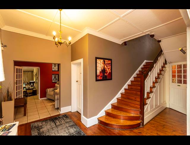 7 BEDROOM HOUSE FOR SALE IN SELBORNE
